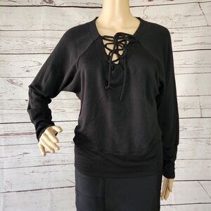 Red Haute Black Long Sleeve Lace-Up Top Small